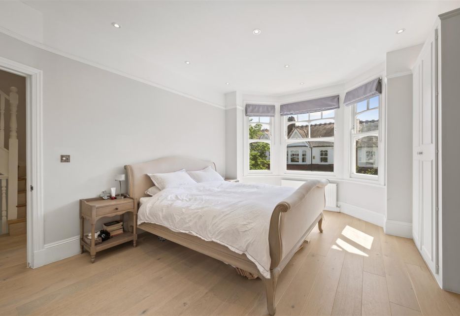 Dunmore Road, West Wimbledon, SW20