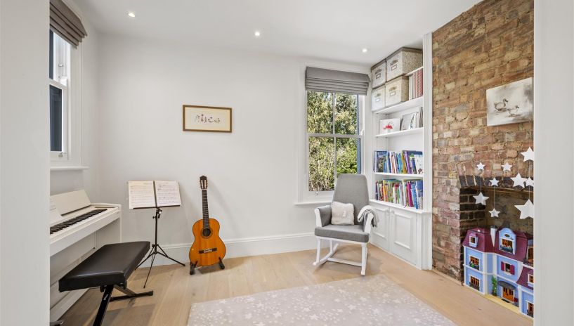 Dunmore Road, West Wimbledon, SW20