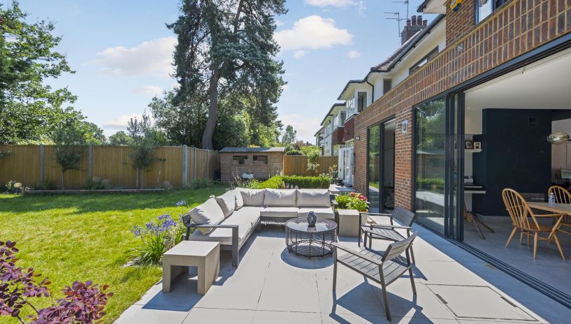 Burdett Avenue, Wimbledon, SW20