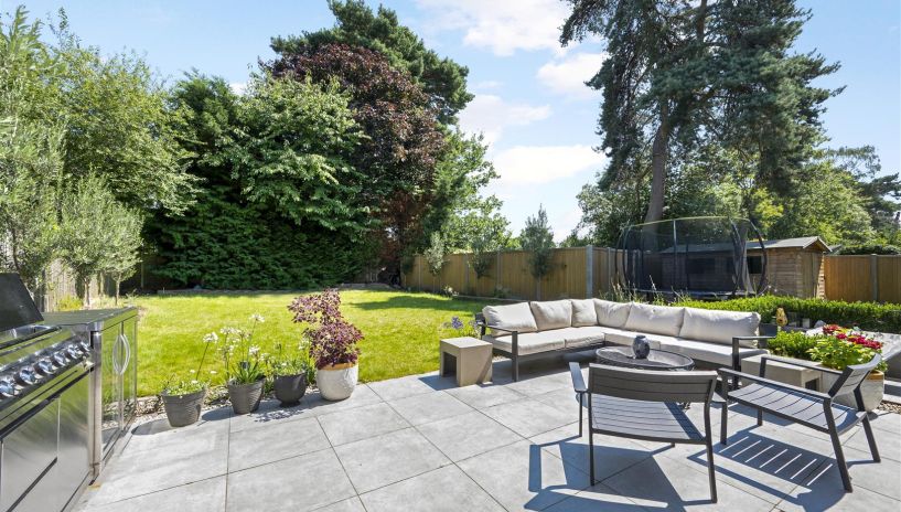 Burdett Avenue, Wimbledon, SW20