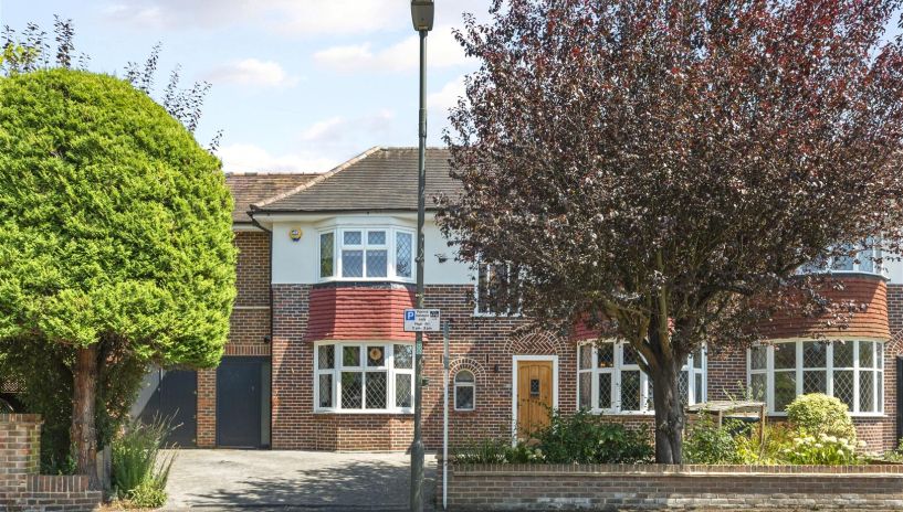 Burdett Avenue, Wimbledon, SW20