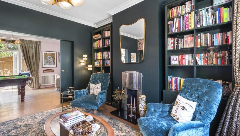 Burdett Avenue, Wimbledon, SW20