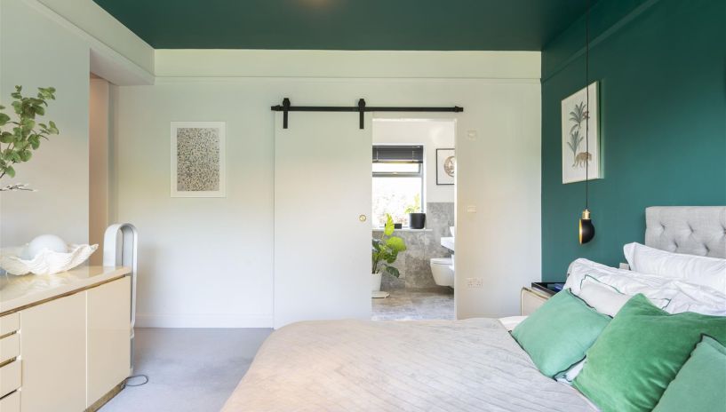 Burdett Avenue, Wimbledon, SW20