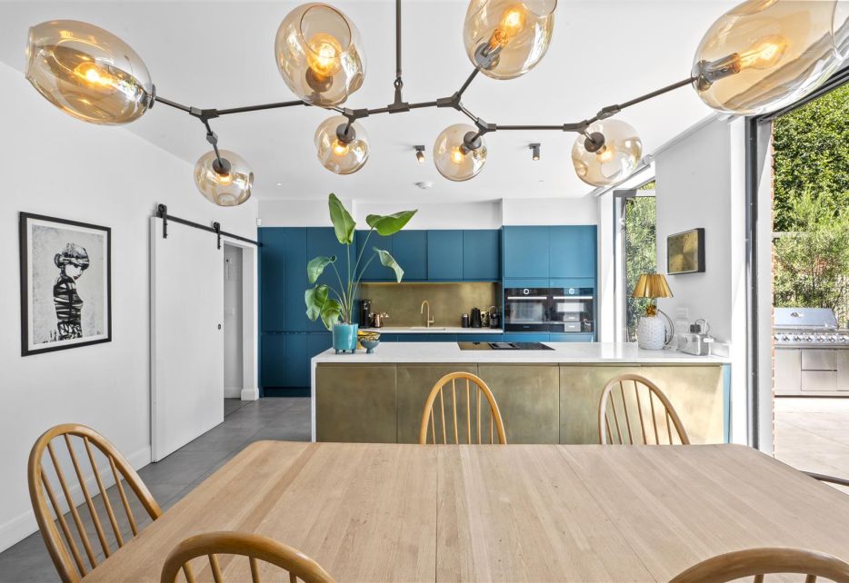 Burdett Avenue, Wimbledon, SW20