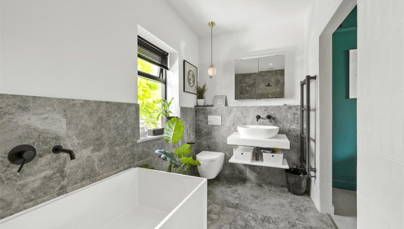 Burdett Avenue, Wimbledon, SW20