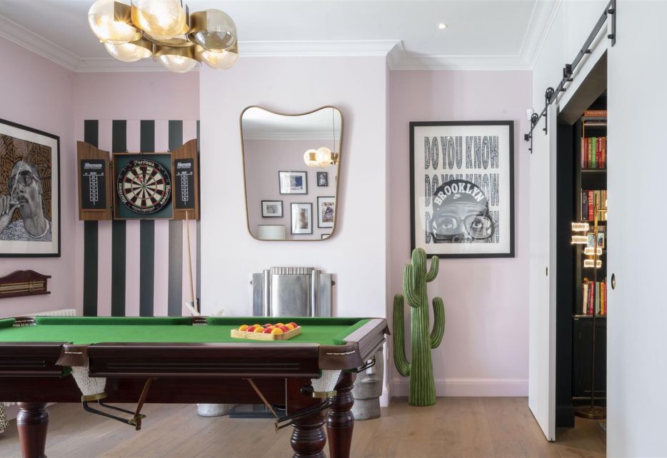 Burdett Avenue, Wimbledon, SW20
