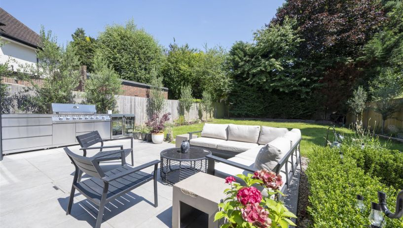 Burdett Avenue, Wimbledon, SW20