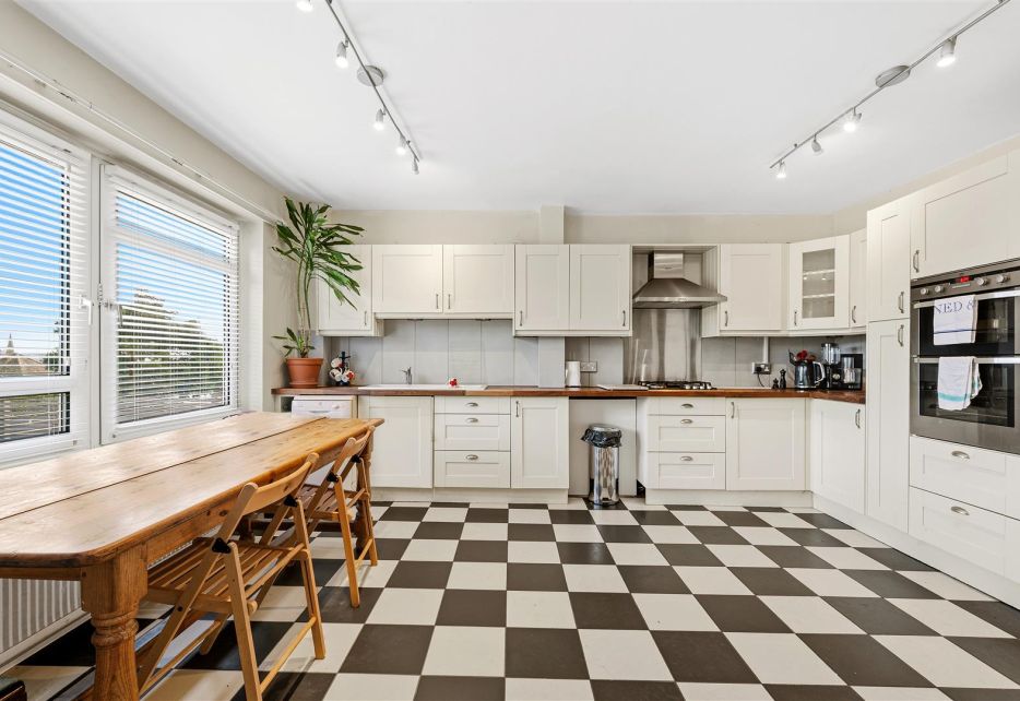 Hayes Court, Sunnyside, Wimbledon Village, SW19