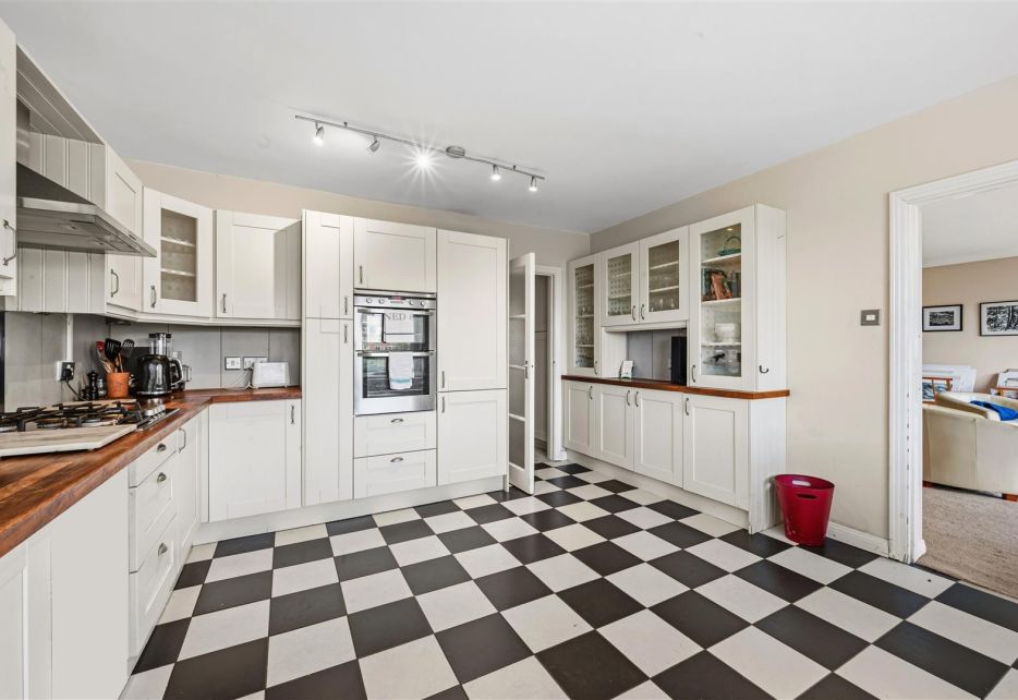 Hayes Court, Sunnyside, Wimbledon Village, SW19