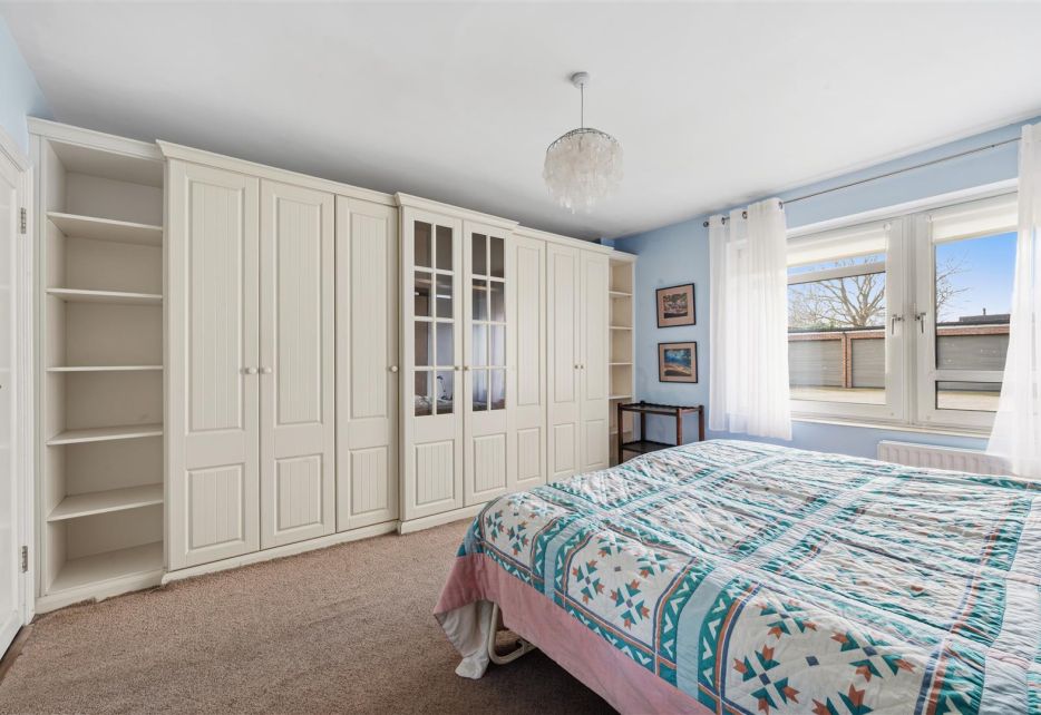 Hayes Court, Sunnyside, Wimbledon Village, SW19