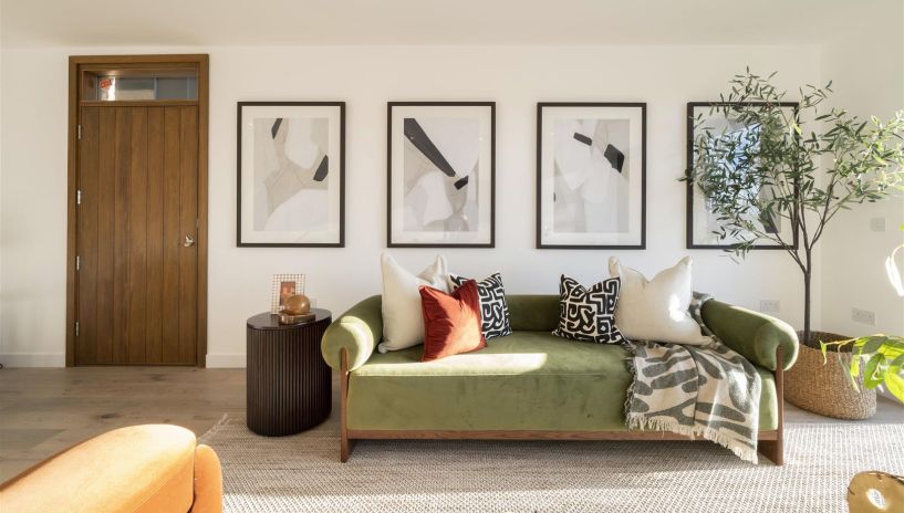 Cottenham Park Road, Wimbledon, SW20