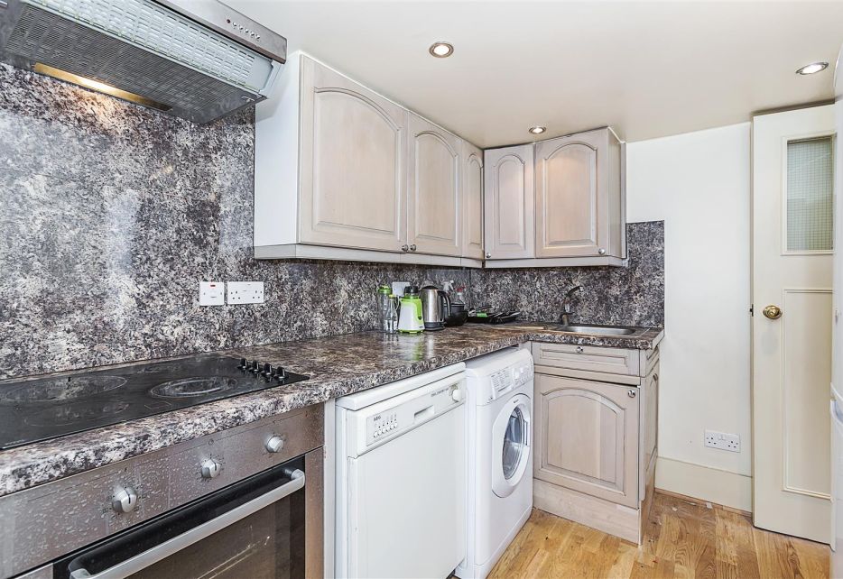 Cornwall Gardens, South Kensington, SW7