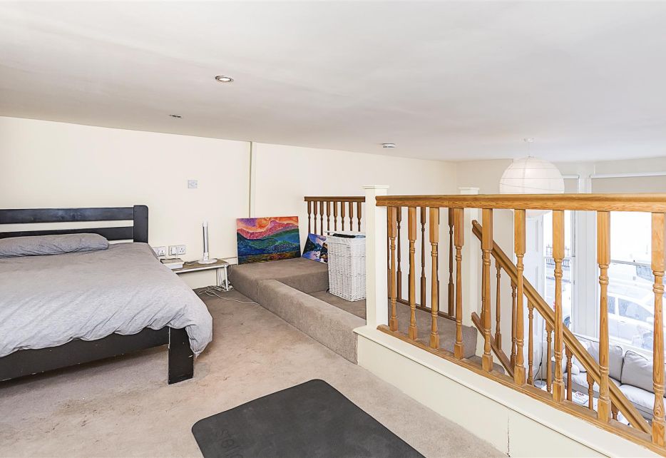 Cornwall Gardens, South Kensington, SW7