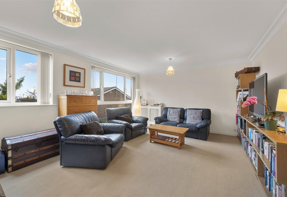 Hillview, West Wimbledon, SW20