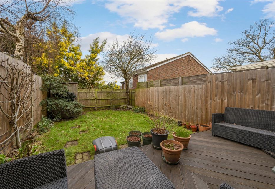 Hillview, West Wimbledon, SW20