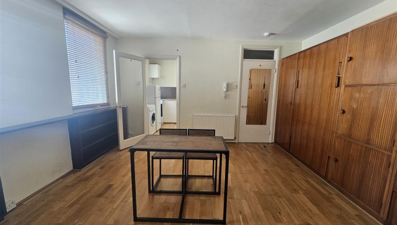 Cornwall Gardens, South Kensington, SW7