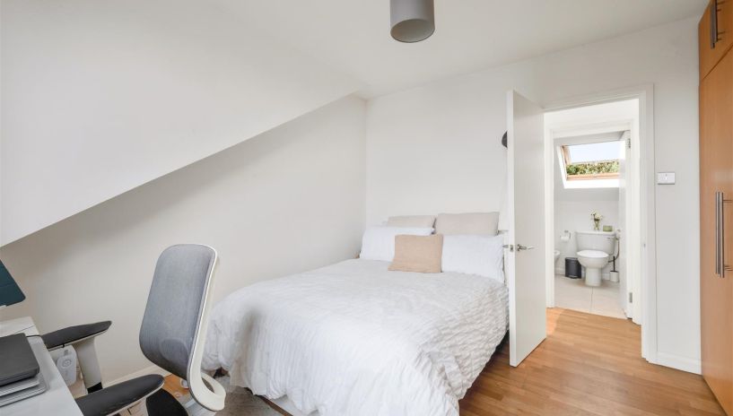 Holm Oak Close, Putney, SW15