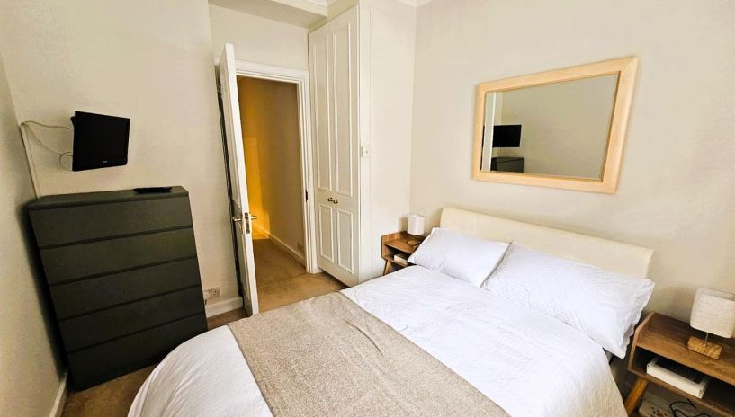 Ennismore Gardens, South Kensington, SW7