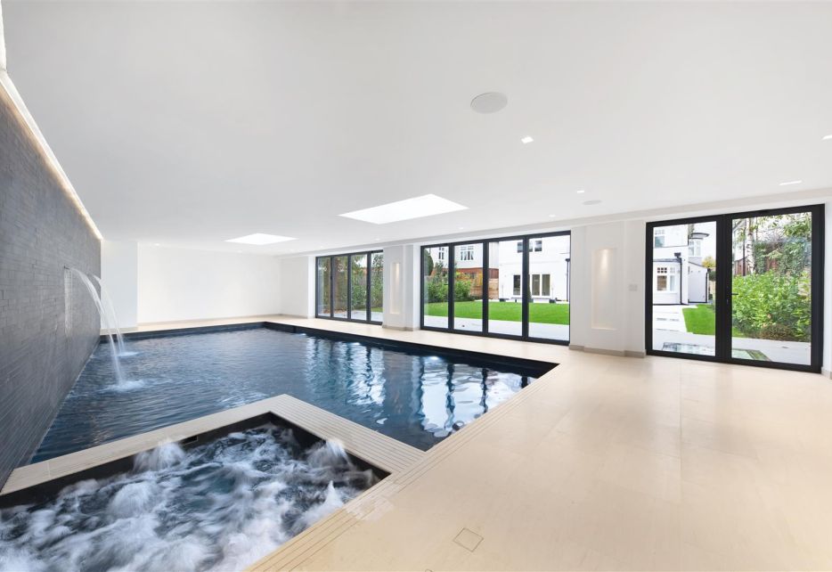 Marryat Road, Wimbledon Village, SW19