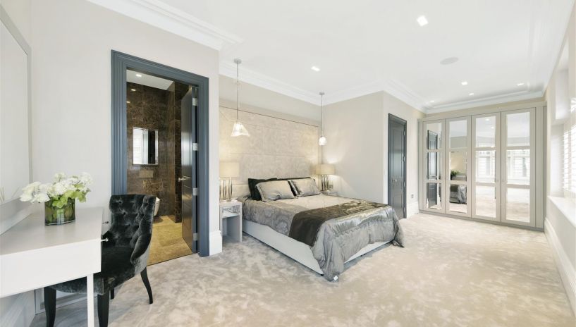 Marryat Road, Wimbledon Village, SW19