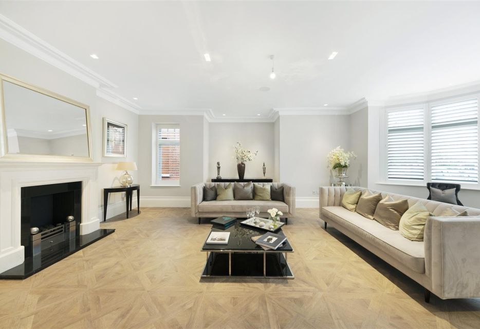 Marryat Road, Wimbledon Village, SW19
