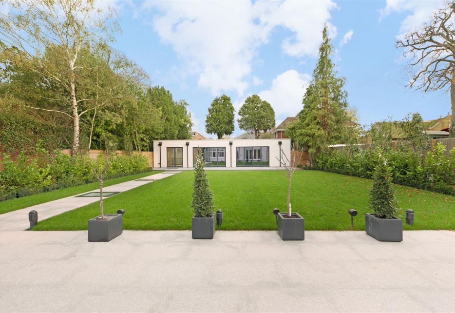 Marryat Road, Wimbledon Village, SW19