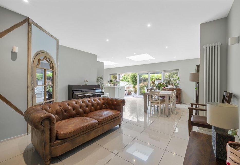 West Barnes Lane, New Malden, KT3