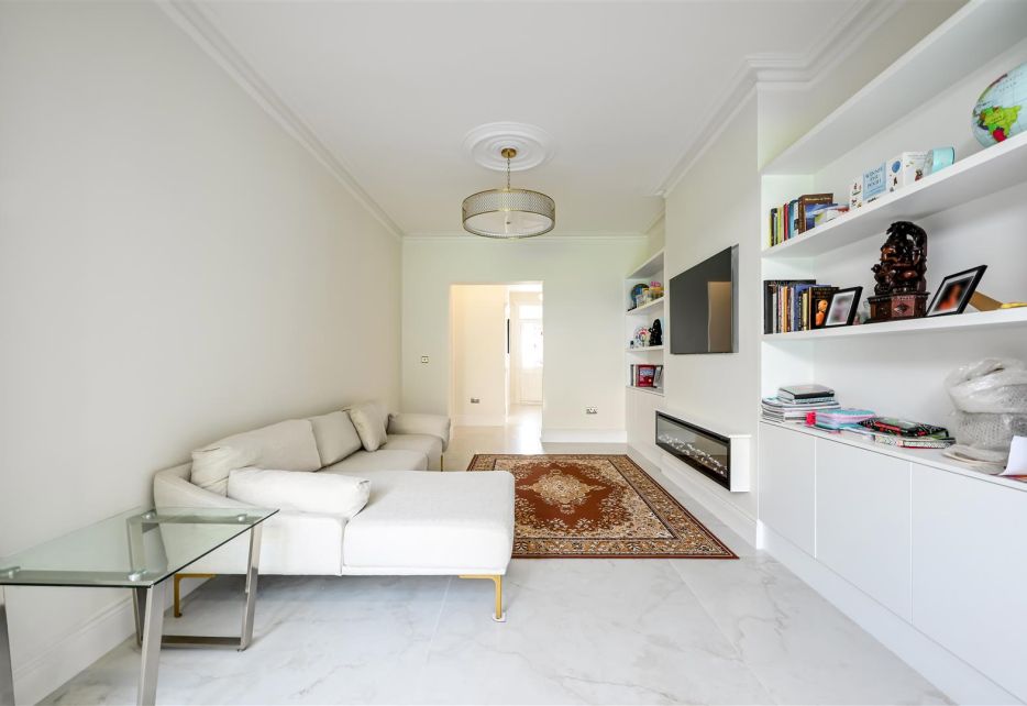 Worple Road, West Wimbledon, SW20