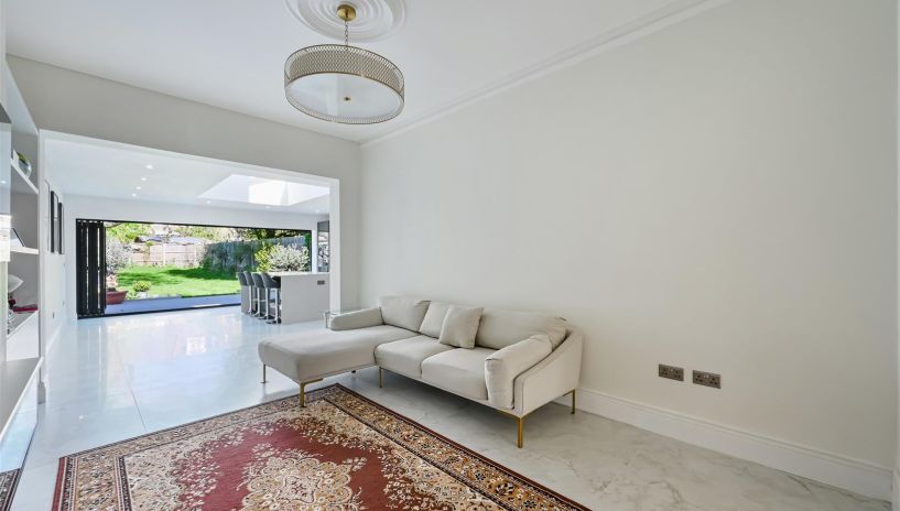 Worple Road, West Wimbledon, SW20