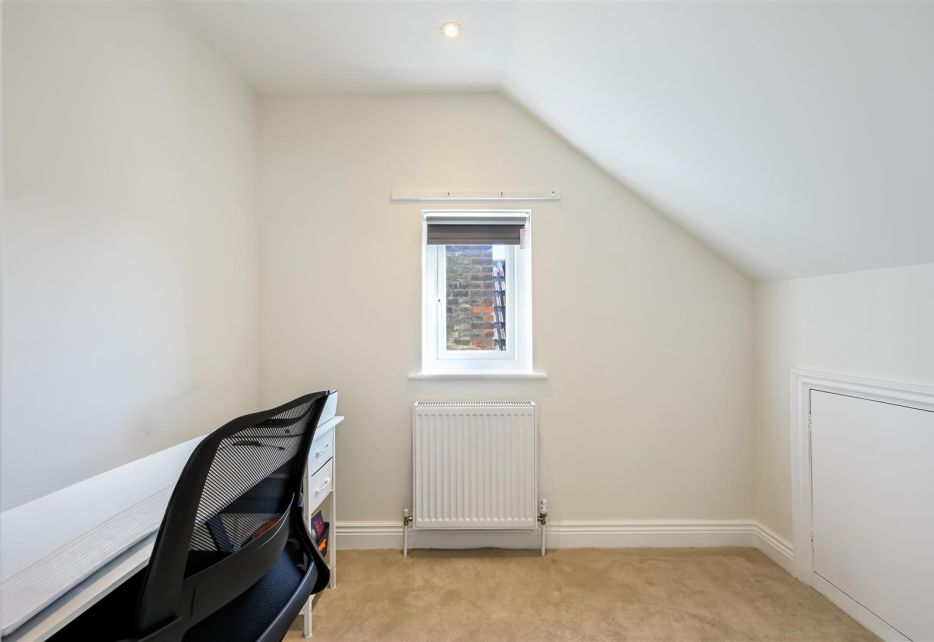 Worple Road, West Wimbledon, SW20