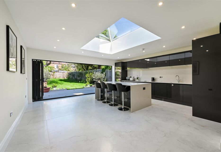 Worple Road, West Wimbledon, SW20