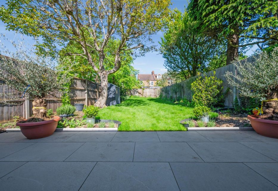 Worple Road, West Wimbledon, SW20
