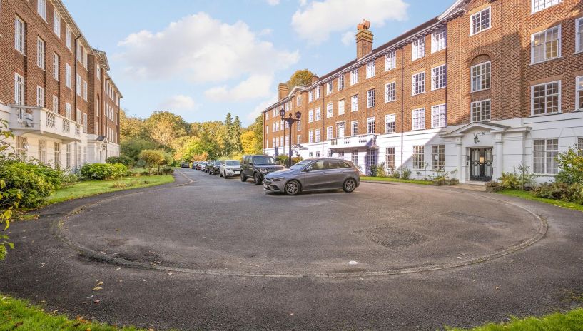 Albemarle, Wimbledon Park Side, Wimbledon, SW19