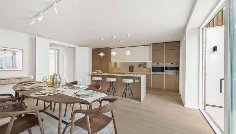 Coombe Lane, Wimbledon, SW20