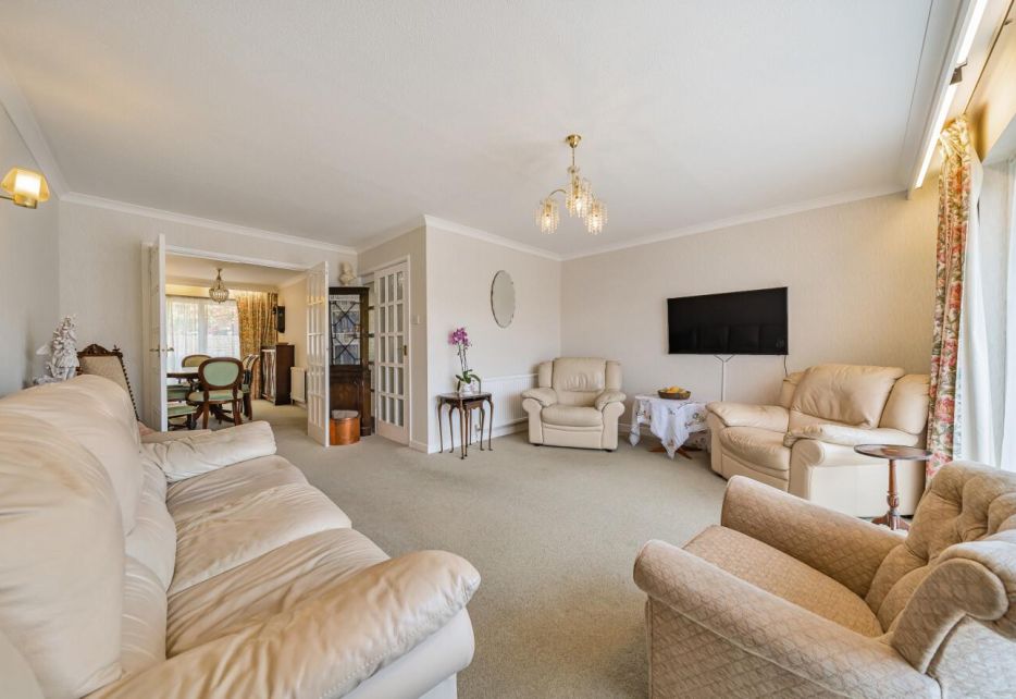 Heights Close, West Wimbledon, SW20