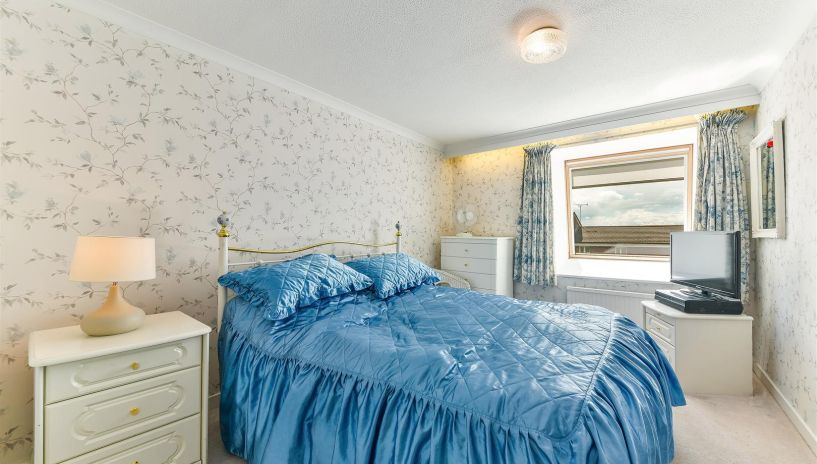 Heights Close, West Wimbledon, SW20