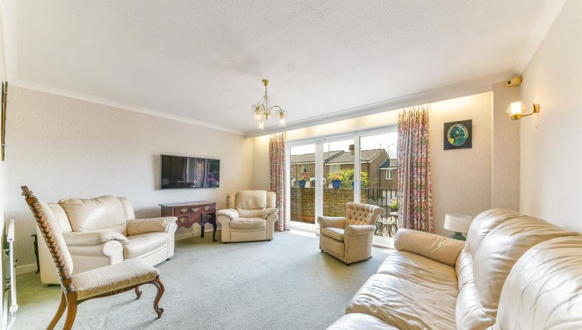 Heights Close, West Wimbledon, SW20