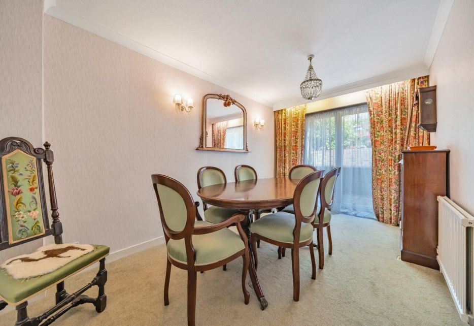 Heights Close, West Wimbledon, SW20