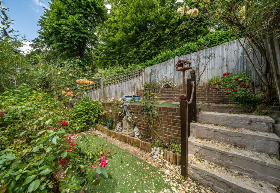 Heights Close, West Wimbledon, SW20