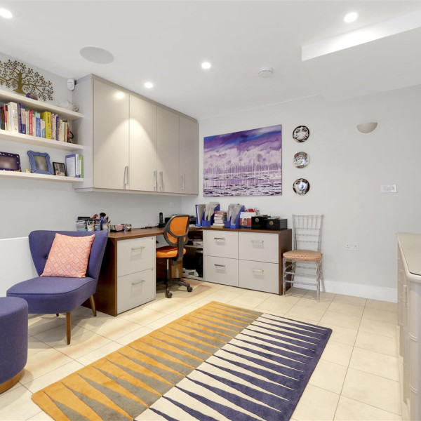 Elvaston Mews