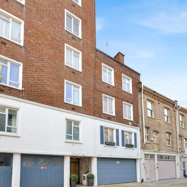 Elvaston Mews