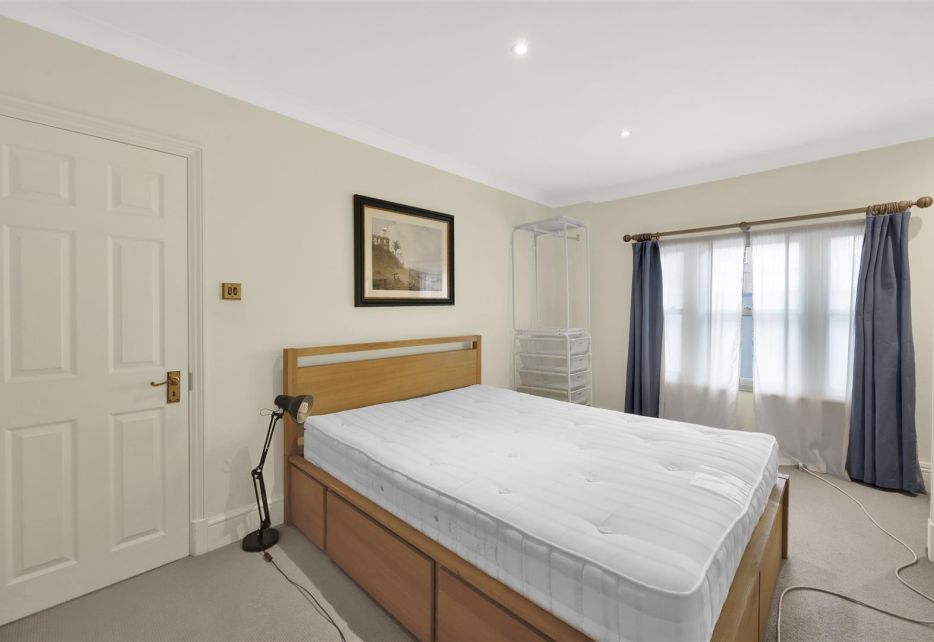 Queen's Gate Place, South Kensington, SW7