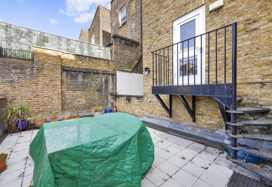 Queen's Gate Place, South Kensington, SW7