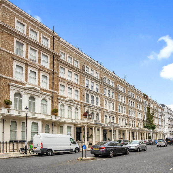 Queen's Gate Place