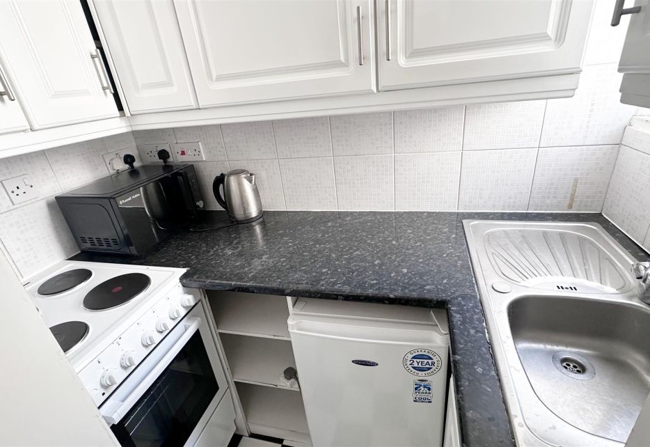 Cornwall Gardens, South Kensington, SW7