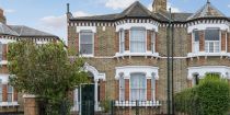 Kingston Road, Raynes Park, SW20