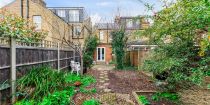 Chestnut Road, Raynes Park, SW20