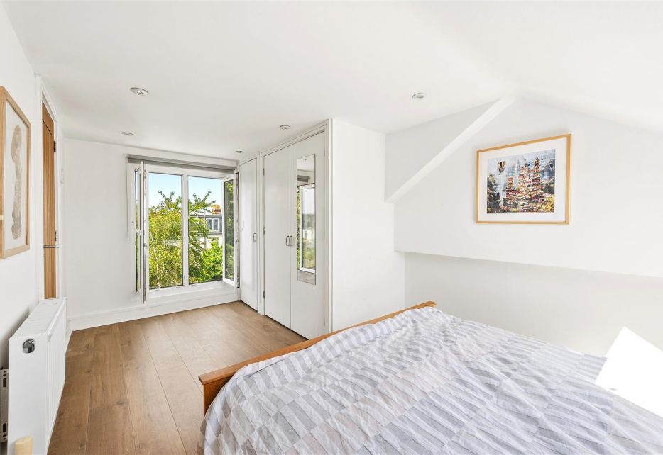Chestnut Road, West Wimbledon, SW20