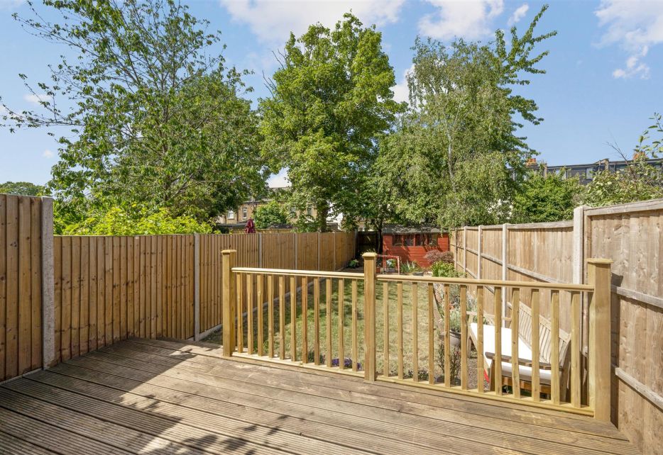 Chestnut Road, West Wimbledon, SW20