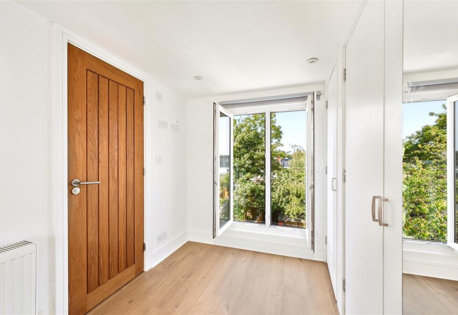 Chestnut Road, West Wimbledon, SW20